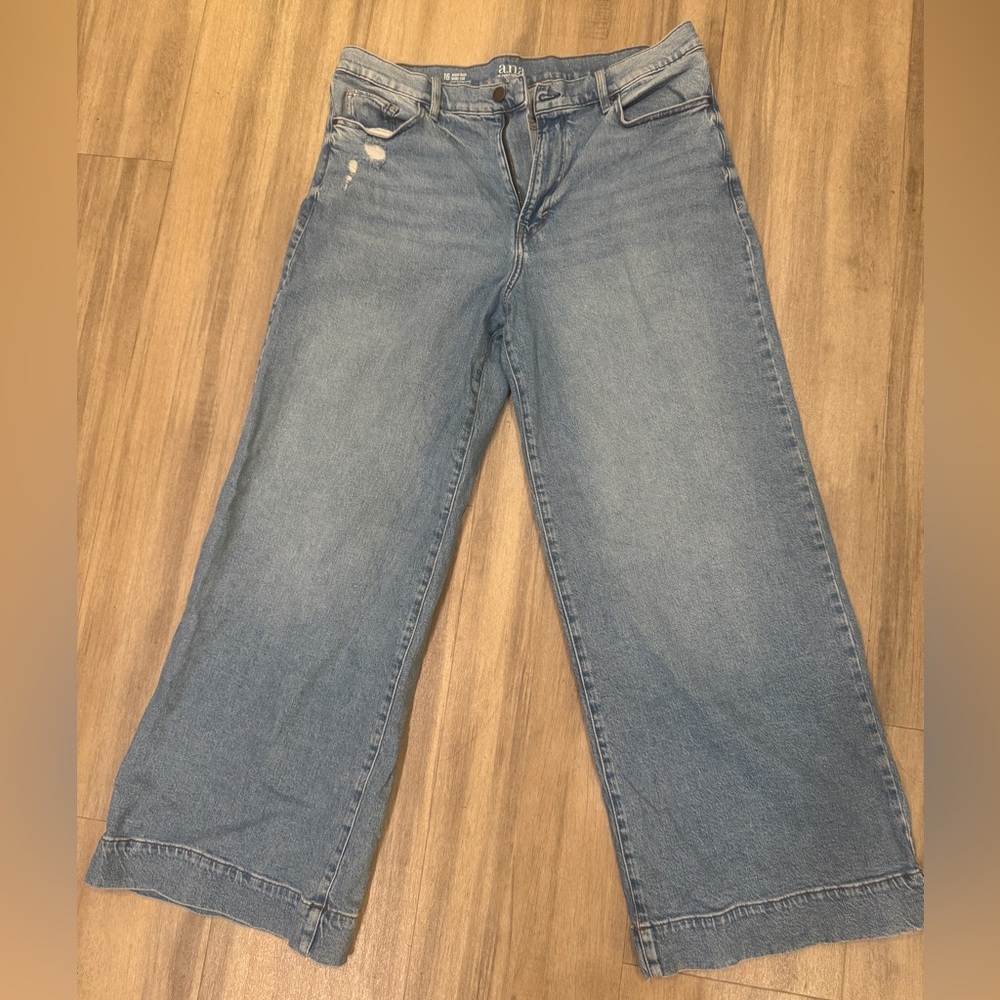 A.n.a Women's Blue High Rise Wide-Leg Jeans